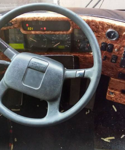 Sơn nhúng giả vân gỗ trên nội thất xe Bus